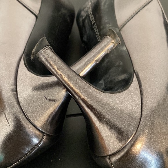 BANANA Republic Pewter Tassel Heels - Picture 10 of 15